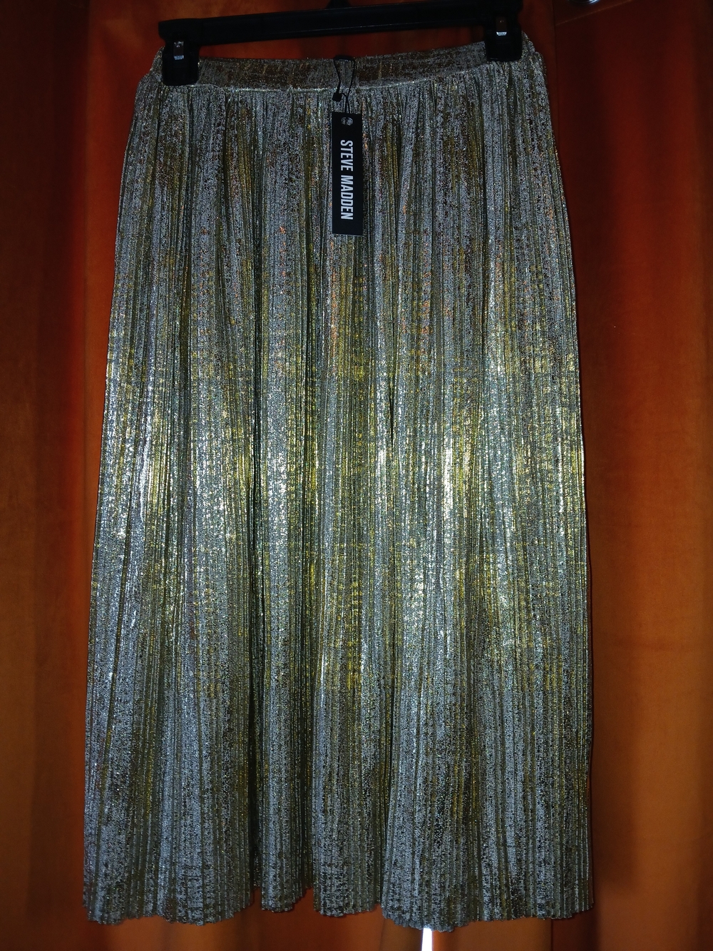 Steve Madden Gold Metallic Pleated Skirt